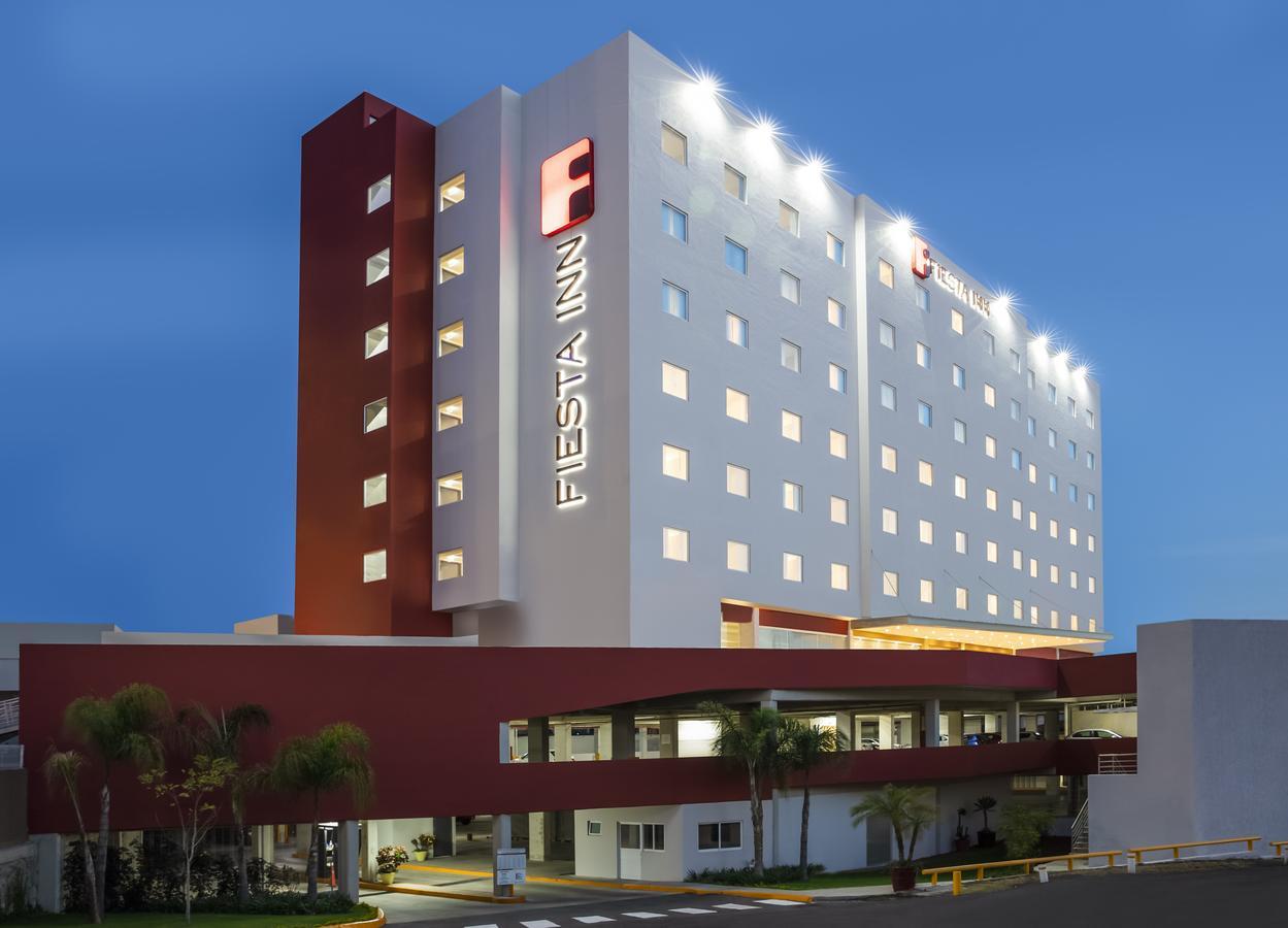 Fiesta Inn Guadalajara Periferico Poniente エクステリア 写真